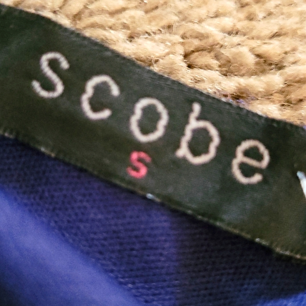 NWT Scobe Navy Lace Top - Picture 3 of 3